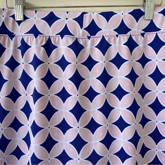 CROWN & IVY • Preppy Blue and a pink Geometric Skort size Large - Picture 13 of 13